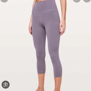 LULULEMON crop leggings PERFECT CONDITION